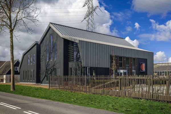 Nieuw kantoor Leegwater Houtbereiding